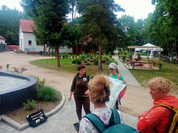 Młodzież z Gery w Bolimowskim Parku Krajobrazowym , 